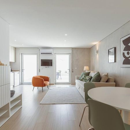 Stylish Apartment With Terrace By Hosty Porto Ngoại thất bức ảnh