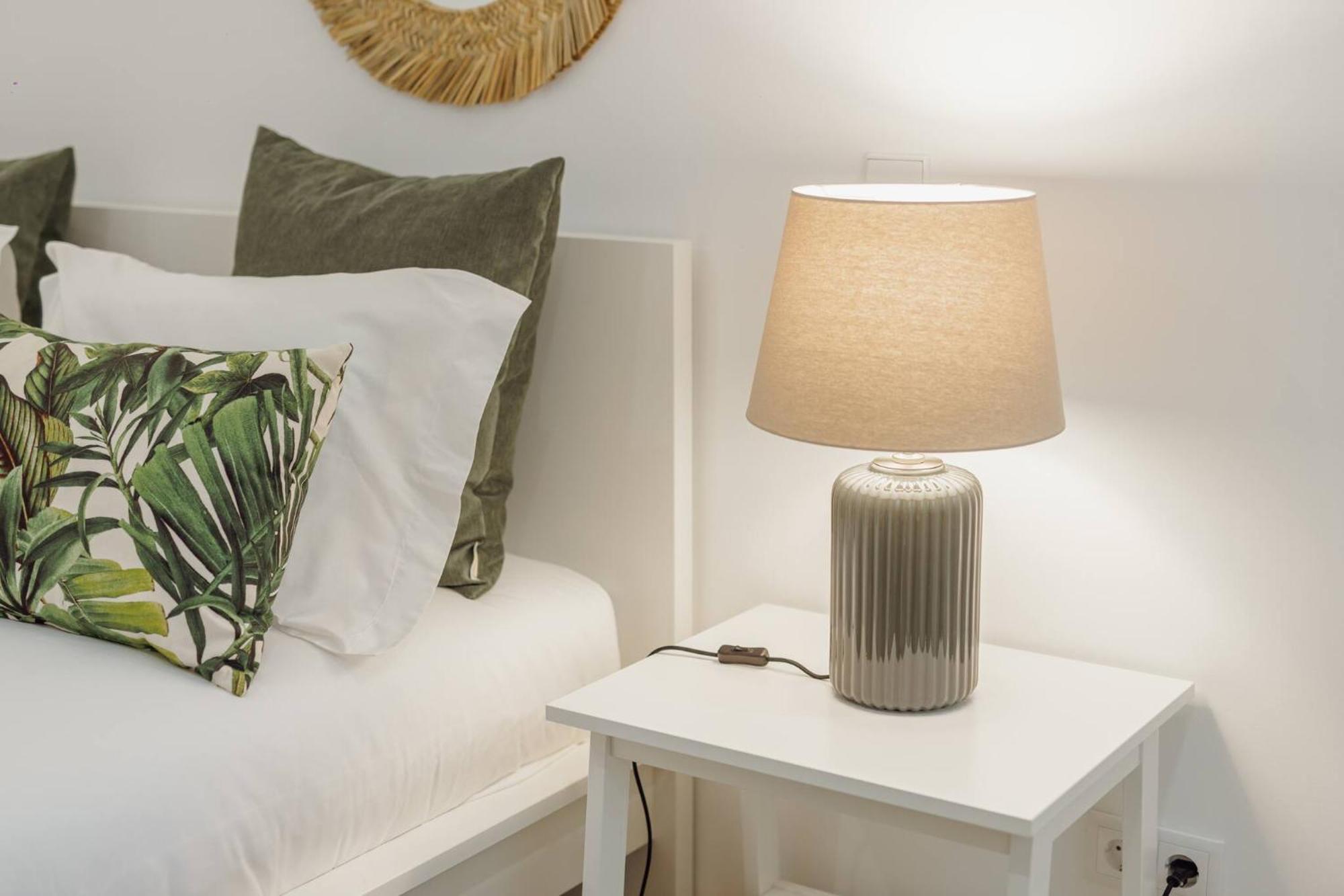 Stylish Apartment With Terrace By Hosty Porto Ngoại thất bức ảnh