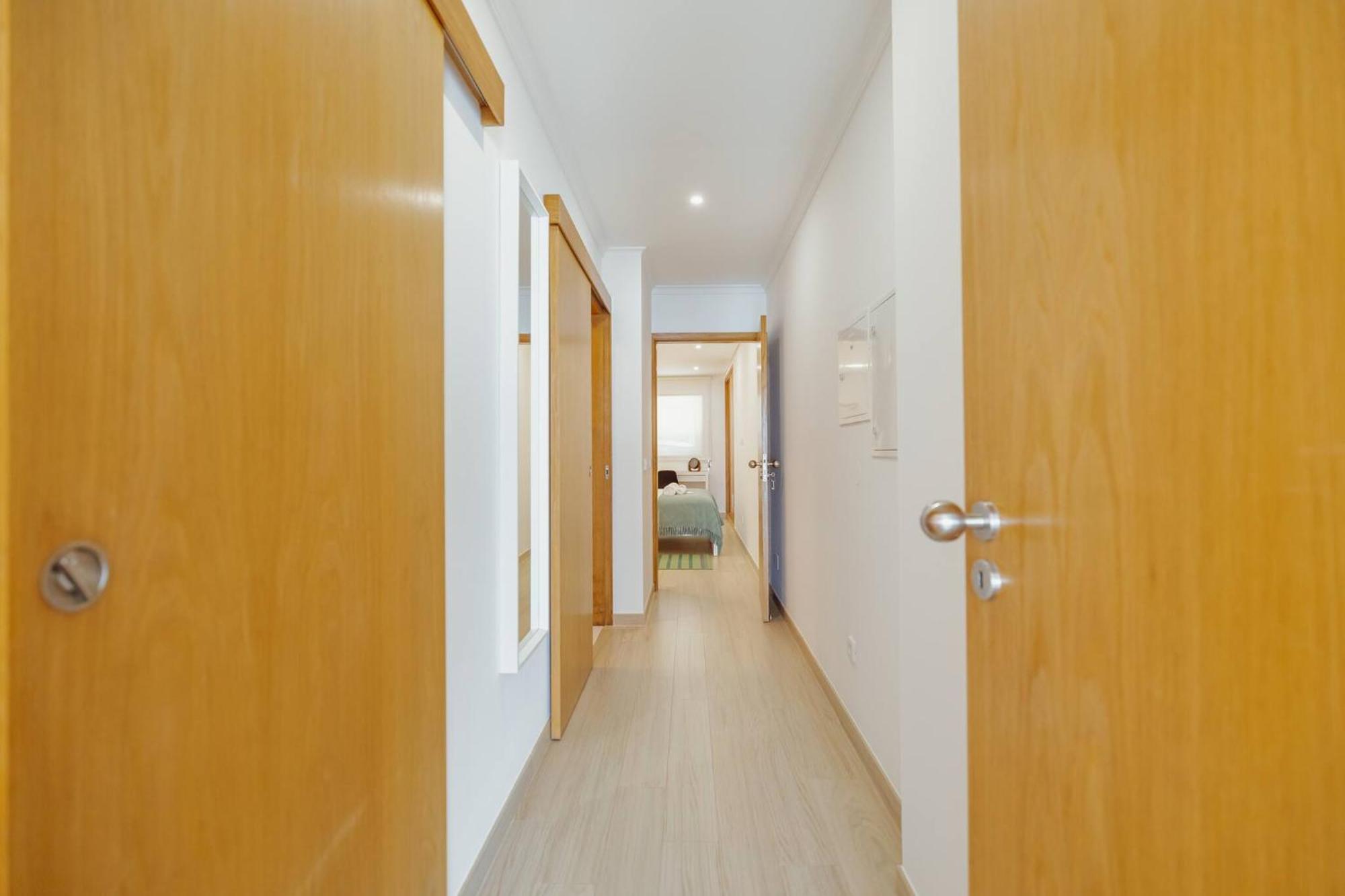Stylish Apartment With Terrace By Hosty Porto Ngoại thất bức ảnh